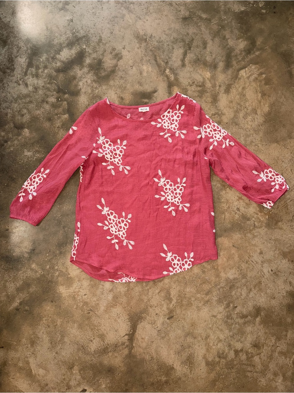 Kindred Pink Floral Embroidered 3/4 Sleeve Blouse Women’s Large